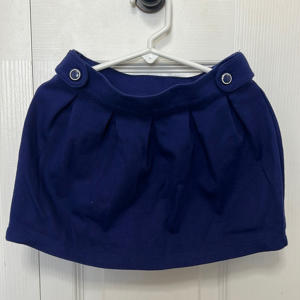Gymboree- Size 4 skirt. Never been worn.